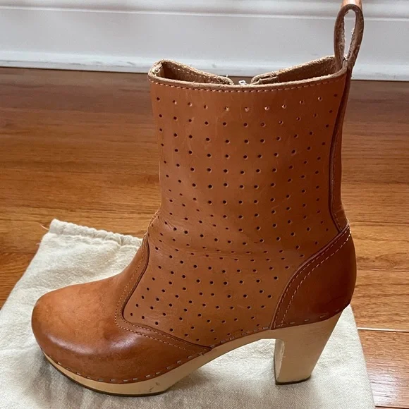 Swedish HASBEENS Perforated Tan Leather Platform Ankle Boots Size 38 - Picture 11 of 12